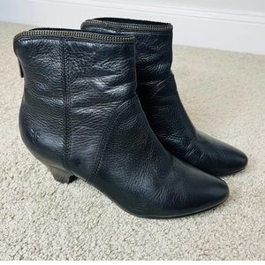 FRYE Women's Steffi Zip Bootie, Black, 7.5 M US